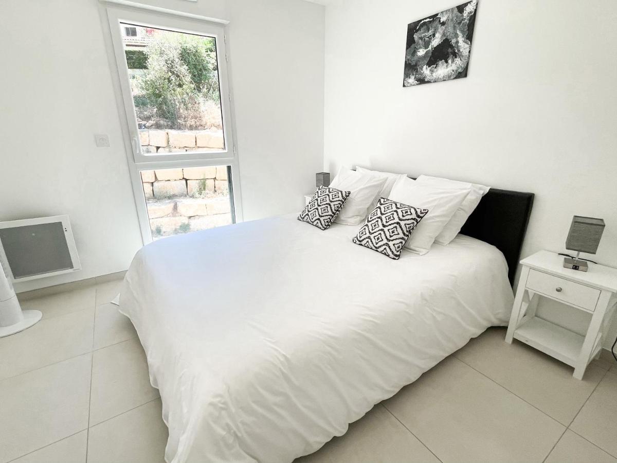T2 Neuf Terrasse Pres Des Plages Saint-Cyr-sur-Mer Luaran gambar